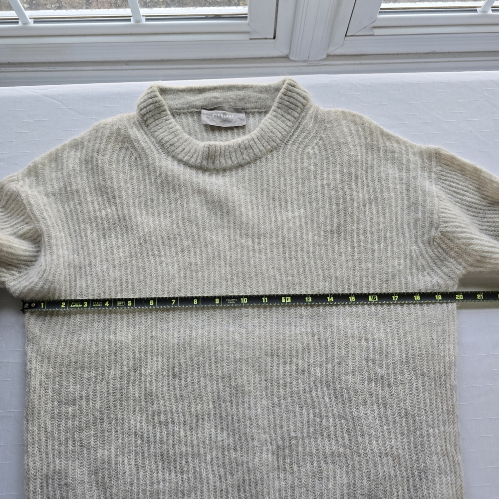 Everlane Charcoal Crew and Ivory Crew Sweaters ScandiMinimal Softgirl Light Wt - Picture 9 of 11